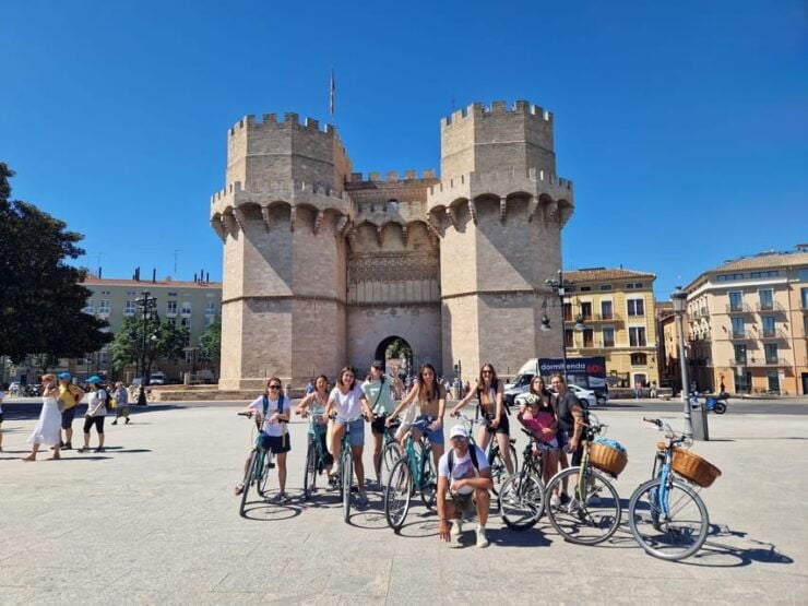 Valencia: Highlights City Tour by Bike With Local Guide - Good To Know