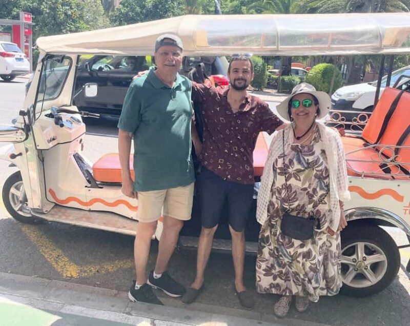 Valencia: Historical Tuk Tuk Tour (1h) - FAQ