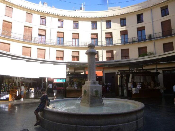 Valencia: History Walking Tour in the El Carmen District - Exciting Stories of El Carmen Sights