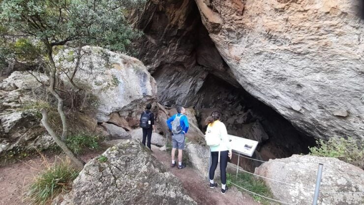 Valencia: Maimona Canyon Hiking Trip With Thermal Springs - Good To Know