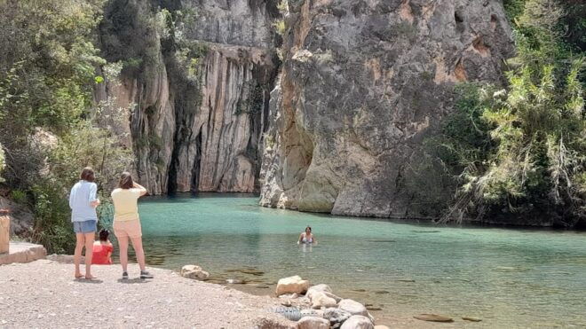 Valencia: Maimona Canyon Hiking Trip With Thermal Springs - Inclusions