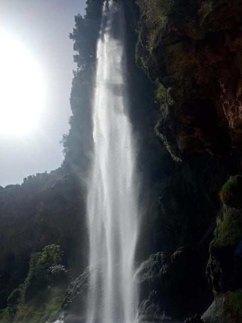 Valencia: Montanejos Thermal Springs & Girlfriend Waterfall - Lunch and Free Time