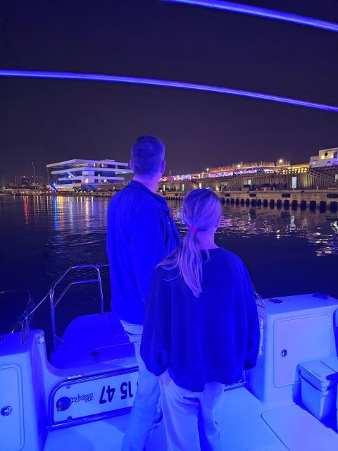 Valencia: Night Cruise With Free Drink - Inclusions