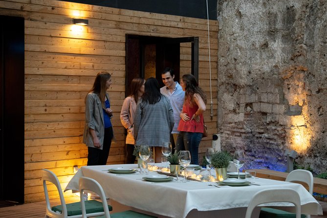 Valencia Old Town Tour With Wine & Tapas in 11th Century Historic Monument - Tapas Tasting and Wine Pairing