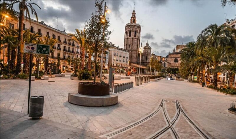 Valencia: Old Town Walking Tour - A Complete Guide to Valencias Old Town Walking Tour