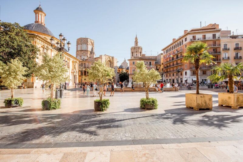 Valencia: Private Brunch Tour With Basic Spanish Learning - Booking Information