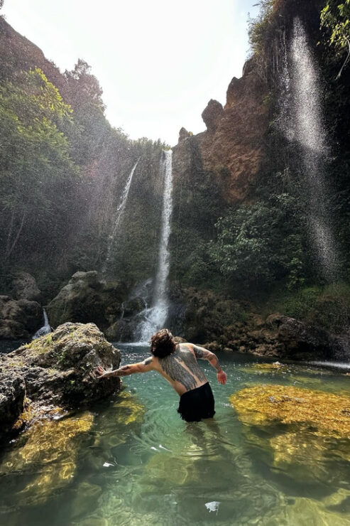 Valencia: Private Day Trip to Waterfalls, Springs and Caves. - Itinerary and Experience