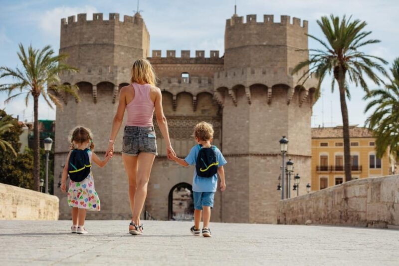 Valencia: Private Family Tour With Churros, Parks & Museum - Good To Know