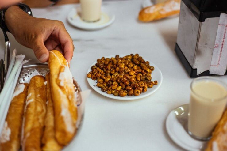 Valencia: Private Food Tour – 10 Tastings With Locals - Valencias Culinary Delights Unveiled
