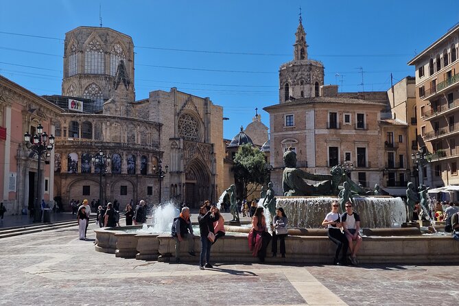 Valencia Private Walking Tour With Official Valencian Guide - Reviews