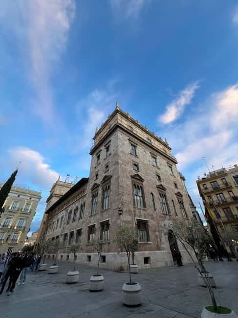 Valencia: Roman Heritage tour with Tapas & Beer! - Good To Know