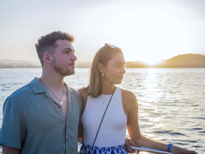 Valencia: Sailing Catamaran Cruise with Sunset Option and DJ - Duration and Group Size