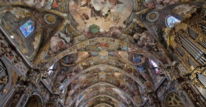 Valencia: San Nicolas, Silk Museum and Santos Juanes Church - Visiting the Church of San Nicolas