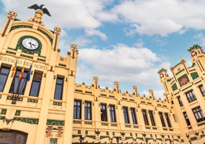 Valencia: Scavenger Hunt and Monumental Self-Guided Tour - Customer Reviews and Ratings