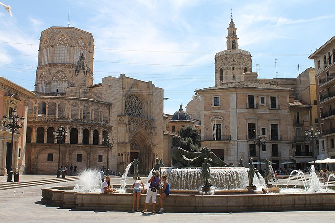 Valencia Shore Excursion: Full Tour With Rooftop Tapas & Wine - Whats Included in the Valencia Shore Excursion