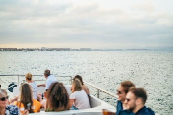Valencia: Sunset Catamaran Cruise With Cocktail - Customer Reviews and Ratings