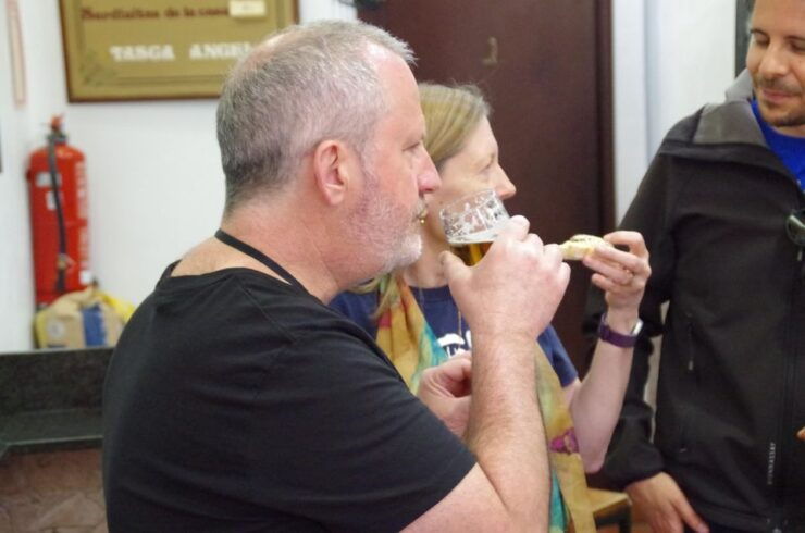 Valencia: Tapas and Sightseeing Guided Tour - Booking Details