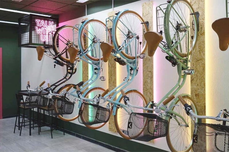 Valencia: Tapas tour + audio guide + bike all day - Good To Know