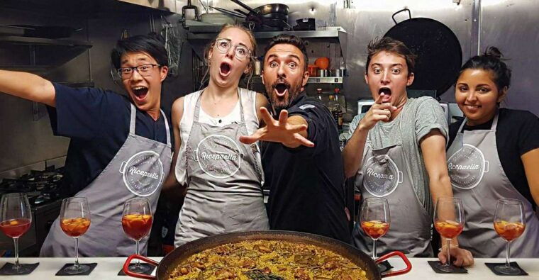Valencia: Traditional Paella Cooking Class and Dinner - Paella Cooking Experience
