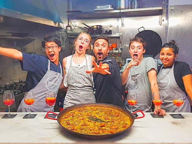 Valencia: Traditional Paella Cooking Class and Dinner - The Food and Presentation