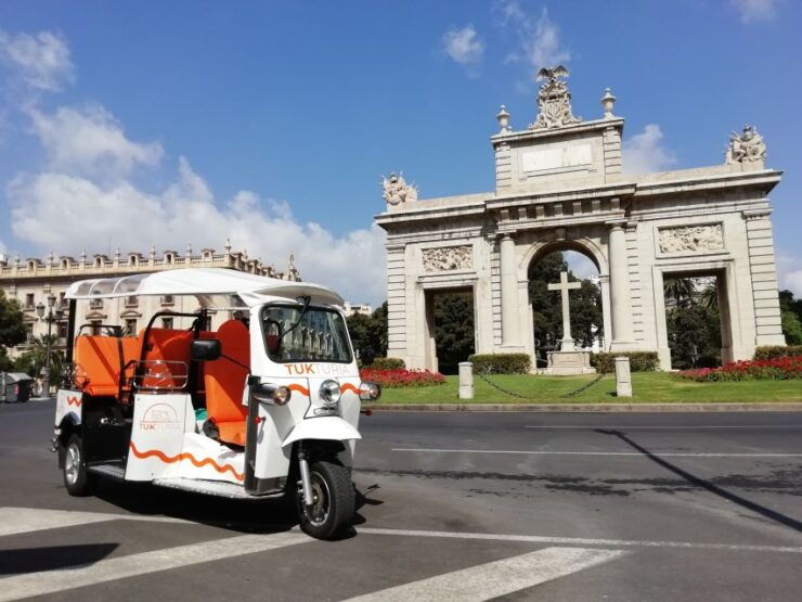 Valencia: Tuk Tuk City Tour - Tour Highlights