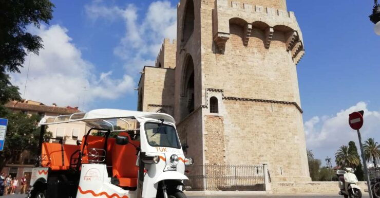 Valencia: Tuk Tuk Historical Tour - Tour Details