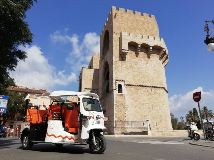 Valencia: Tuk Tuk Historical Tour - Booking Information