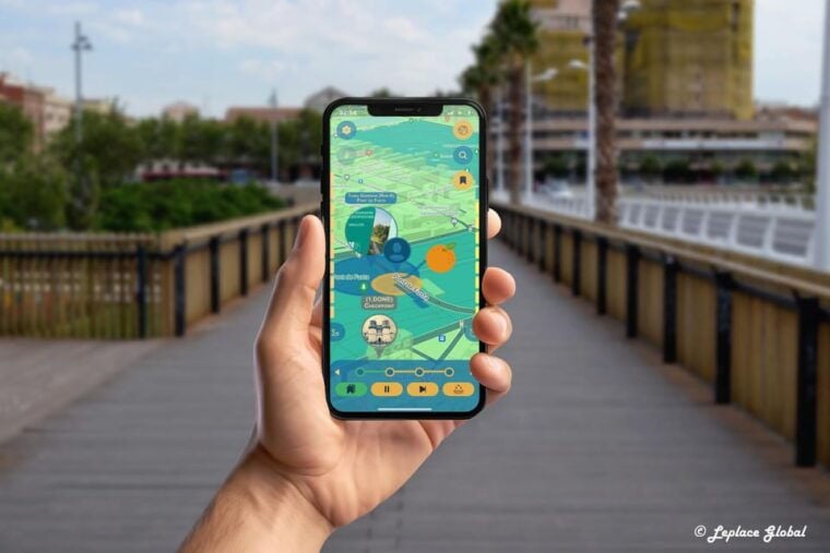 Valencia Uncovered Walking Tour With Smartphone App - Tour Duration and Group Size