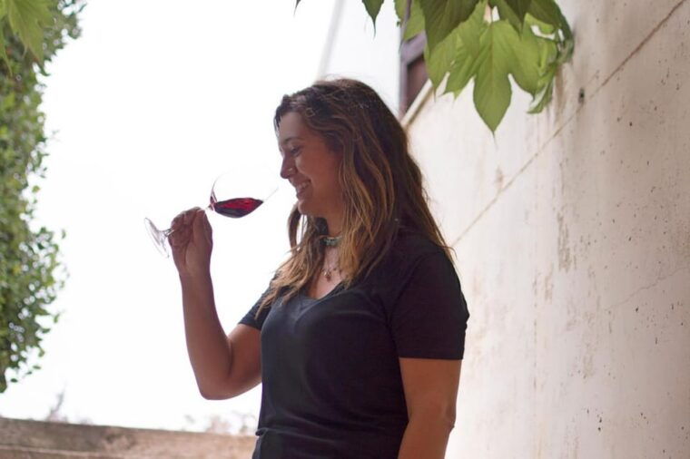 Valencia: Vineyard Tour With Local Wine Tasting & Appetizer - Important Information