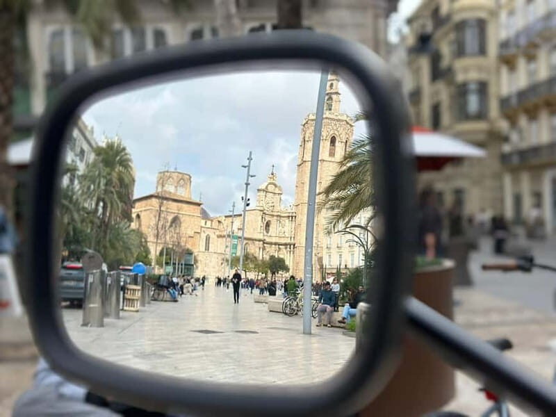Valencia: Visit the Historic Center of Valencia by Tuk Tuk - Who Is This Tour Best For?