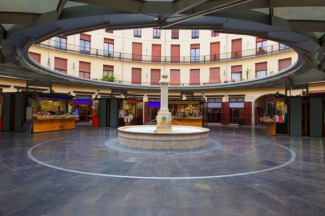 Valencia Walking Tour & Typical Drink - Historical Landmarks