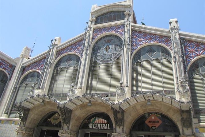 Valencia Walking Tour & Typical Drink - Scenic Walking Routes