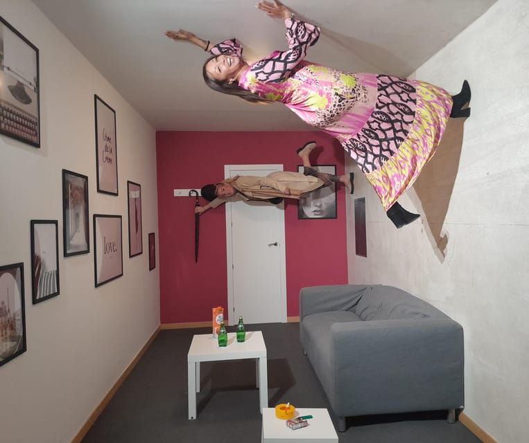Valencia: World of Illusions Museum Entrance Ticket - Reservation Process and Payment Options