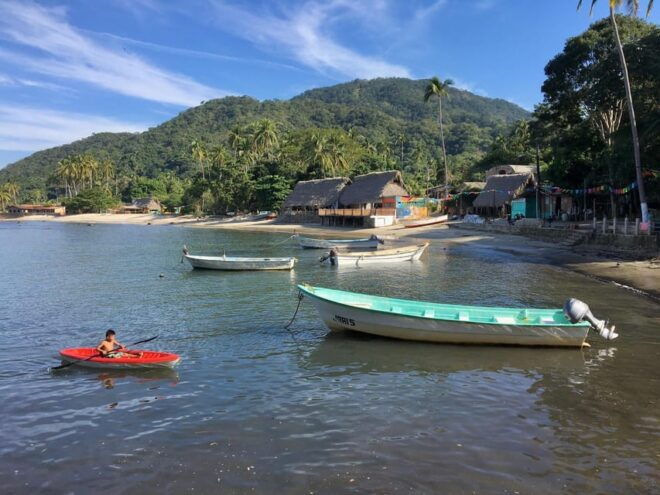 Vallarta: Arcos De Mismaloya Boat Tour & Snorkel + Beach - Open Bar and Party Atmosphere