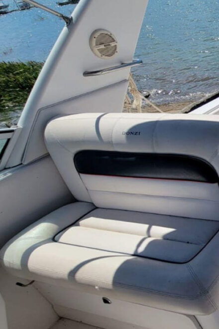 Valle De Bravo: 33 Feet VIP Yacht Rental Experience - Duration and Capacity
