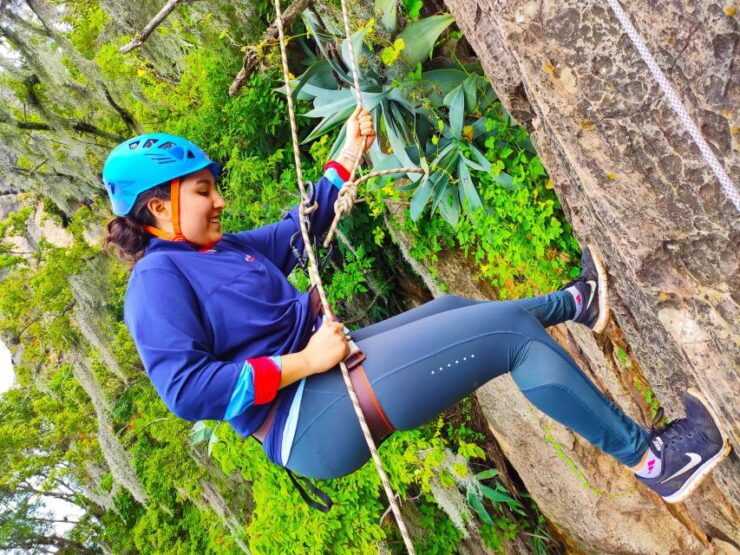 Valle De Bravo: Rappel Over a Viewpoint - Experience Description