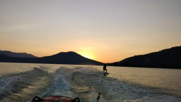 Valle De Bravo Tour: Walk in Magical Town and Ride a Jet Ski - Pricing and Reserve Options