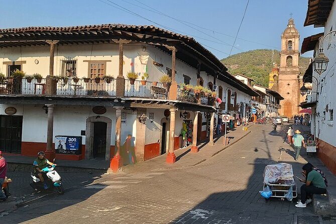 Valle de Bravo: Walking Tour & Ride a Jet Ski from Mexico City - Good To Know
