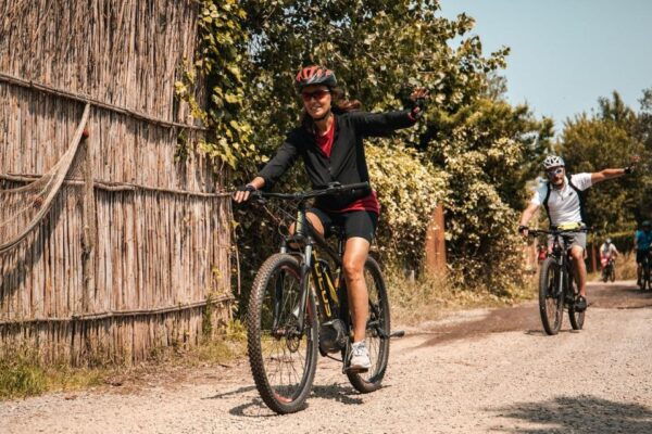 Valle Del Lago: Ebike Tour With Food&Wine Tasting Experience - The Sum Up