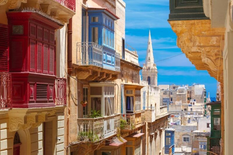 Valletta: Express Walk with a Local in 60 minutes - Authenticity and Personalization