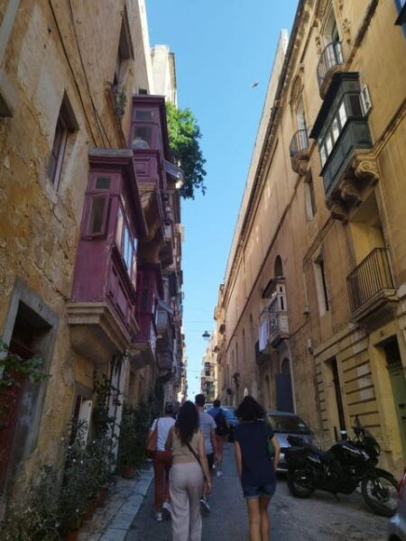 Valletta Walking Tour of the 5 Senses - Traditional Maltese Ftira Tasting