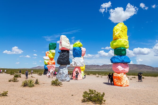 Valley of Fire and Seven Magic Mountains Small Group Tour From Las Vegas - Mixed Reviews and Cancelled Tour