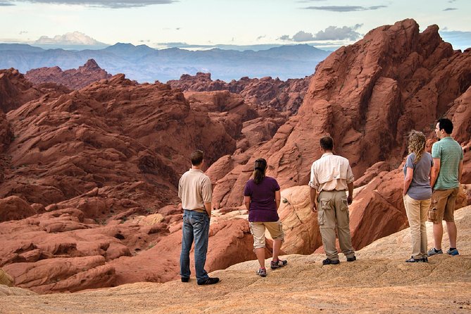 Valley of Fire Luxury Tour Trekker Excursion - Tour Guide Excellence