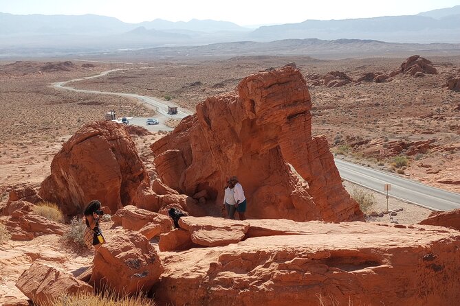 Valley of Fire State Park Tour W/Private Option (2-6 People) - Pricing and Booking Options