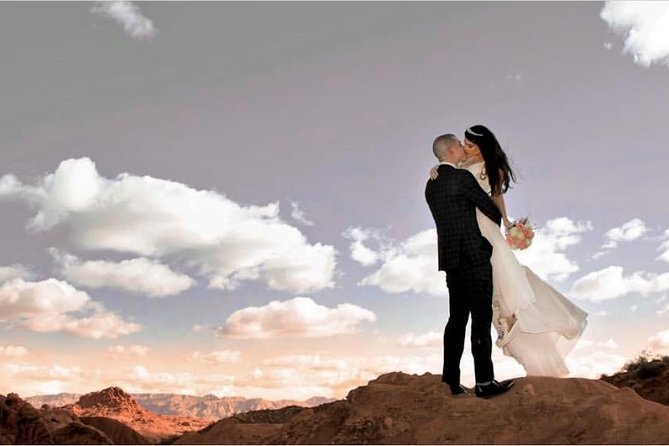 Valley of Fire Wedding by Private Limousine - Customer Complaints