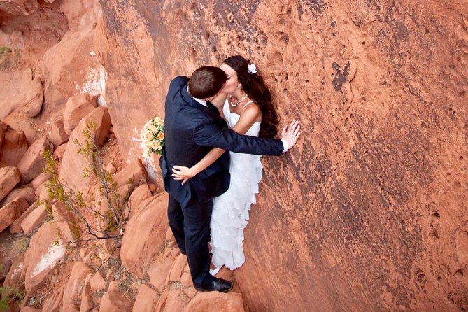 Valley of Fire Wedding by Private Limousine - Disappointments and Missed Promises