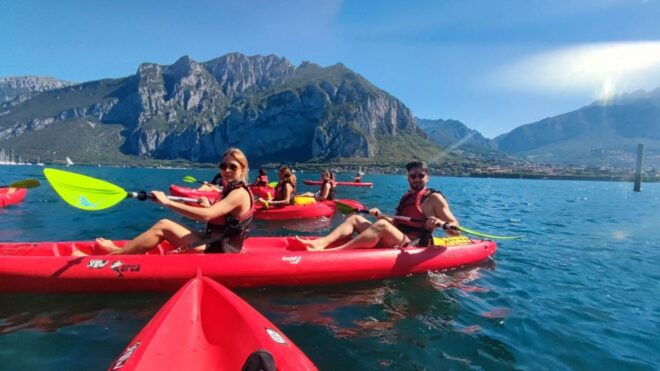 Valmadrera LC: Lake Como Kayak Rental With Aperitif - Activity Highlights