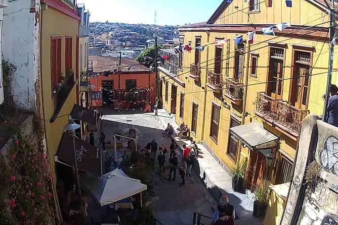Valparaiso & Viña Del Mar City Tour Museum & Lunch FROM SANTIAGO - Booking Information