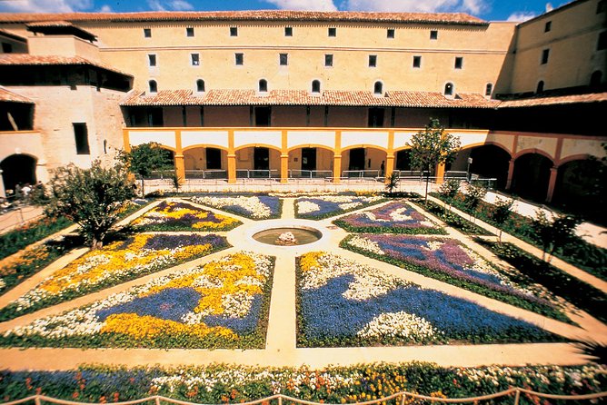 Van Gogh & Carrières De Lumières Half-Day Tour From Avignon - Tour Details