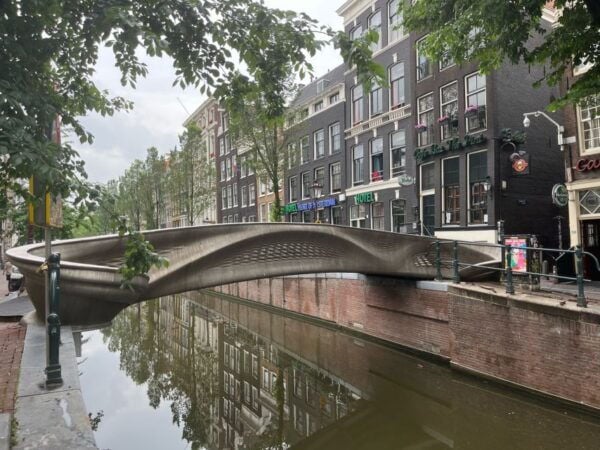 Van Gogh Museum, Rijks Museum & Walking Tour - Learn About Amsterdams Fascinating History and Culture